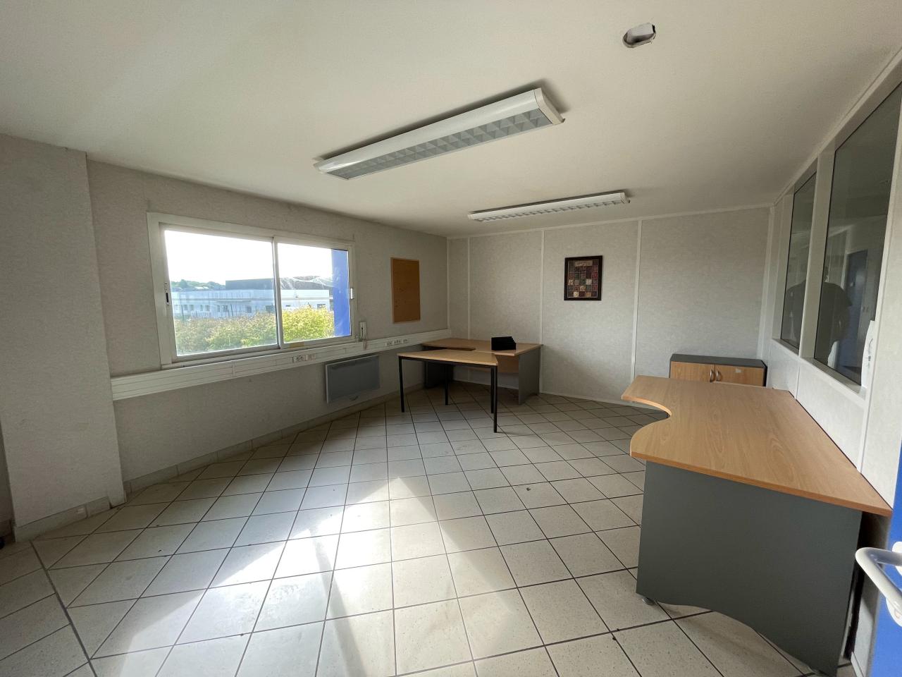 Local d'activité Isneauville 3300m² Location local d'activité Isneauville Seine-Maritime OLACT2533965 4